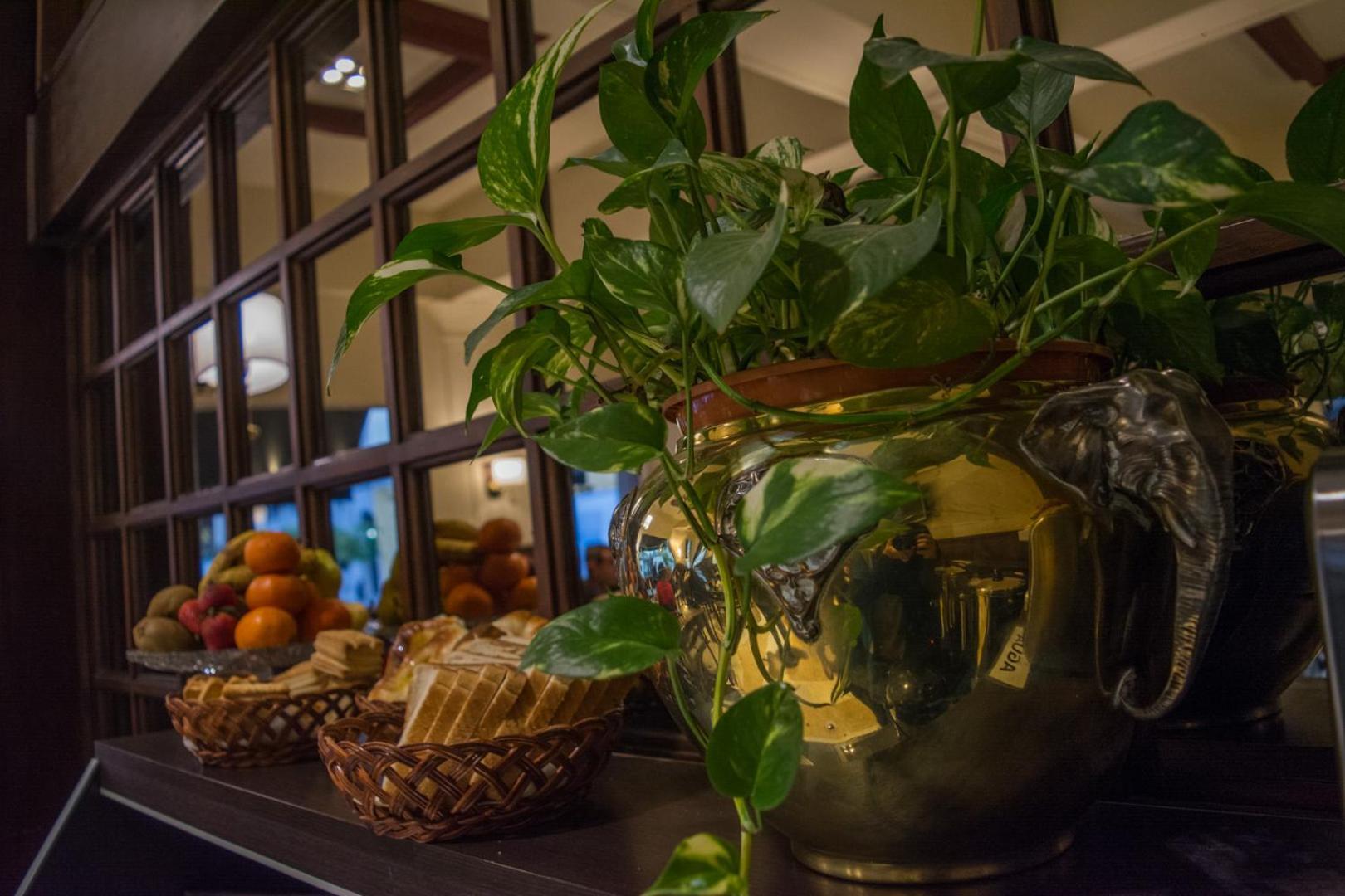 Hotel Vina De Italia Córdoba Luaran gambar