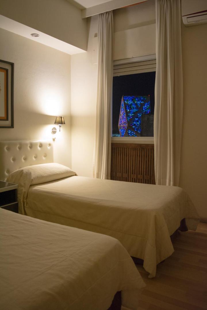 Hotel Vina De Italia Córdoba Luaran gambar