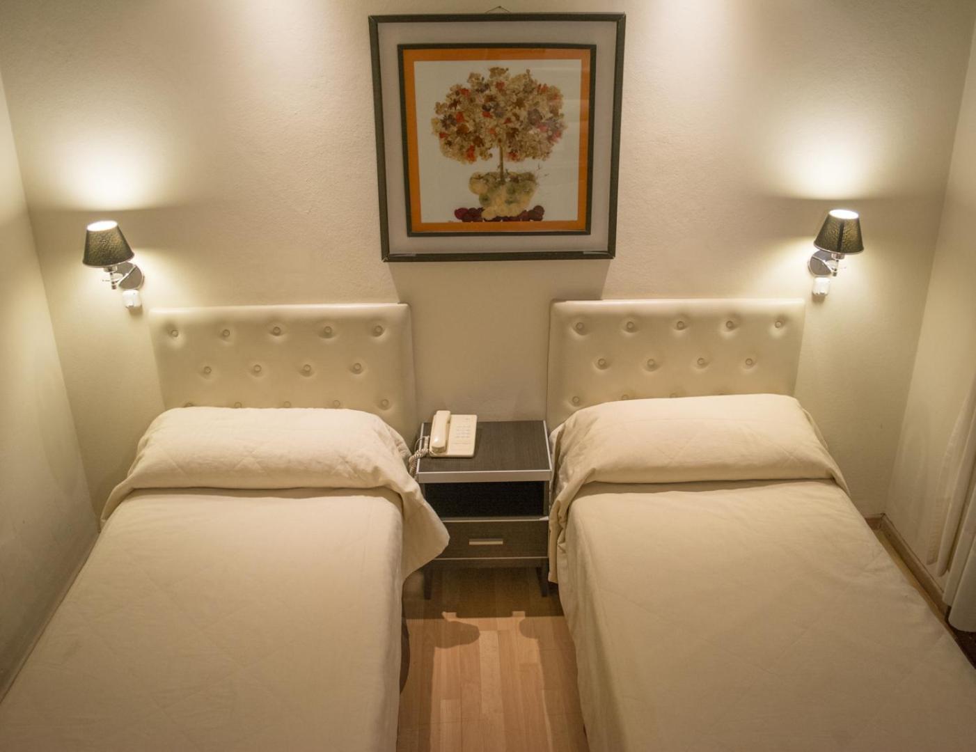 Hotel Vina De Italia Córdoba Luaran gambar