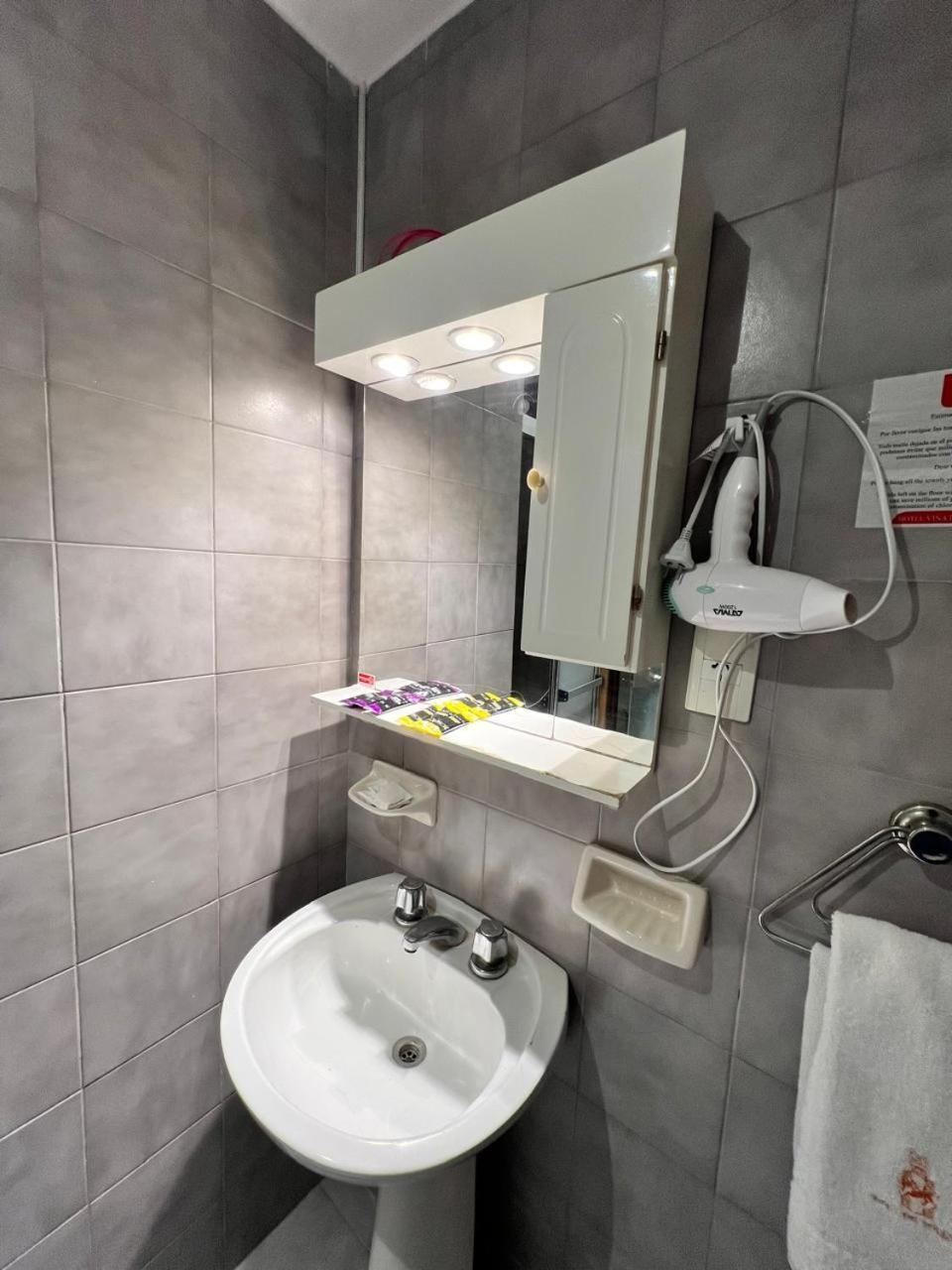 Hotel Vina De Italia Córdoba Luaran gambar