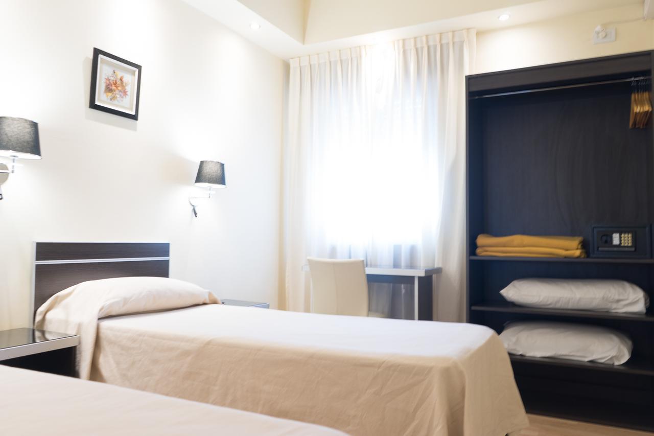 Hotel Vina De Italia Córdoba Luaran gambar